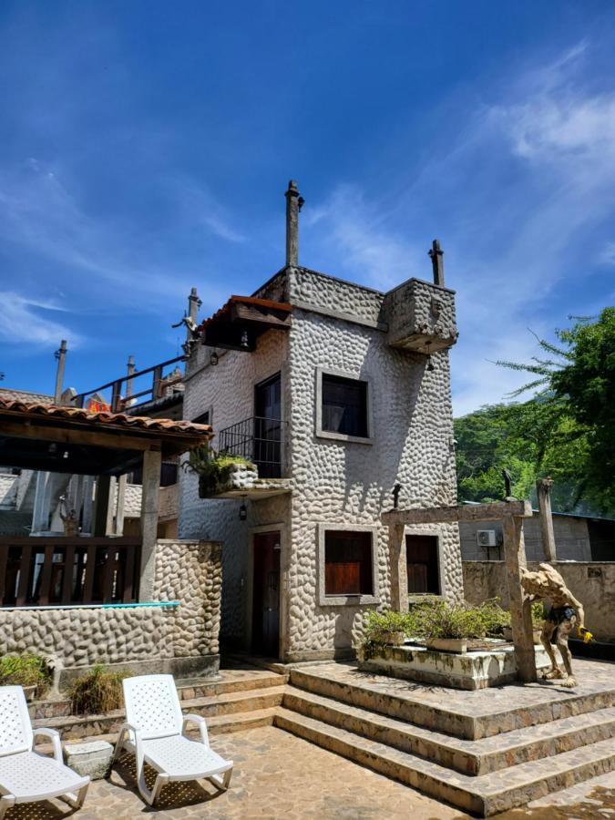 Amapala Hostal Casa De Las Gargolas מראה חיצוני תמונה