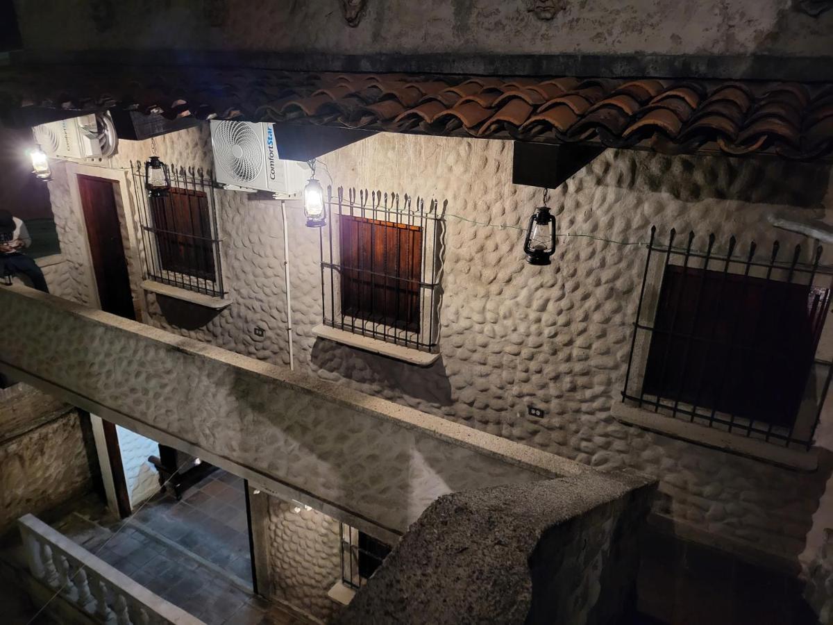 Amapala Hostal Casa De Las Gargolas מראה חיצוני תמונה