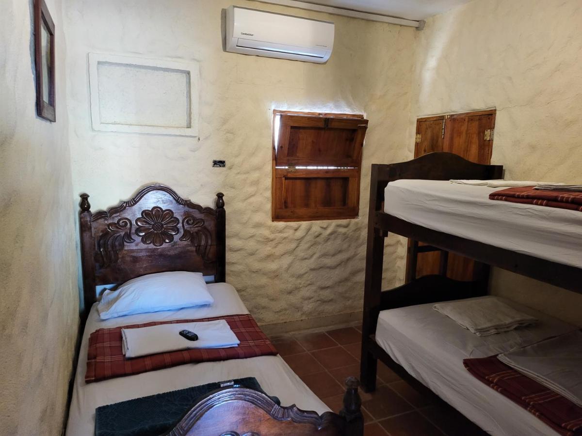 Amapala Hostal Casa De Las Gargolas מראה חיצוני תמונה
