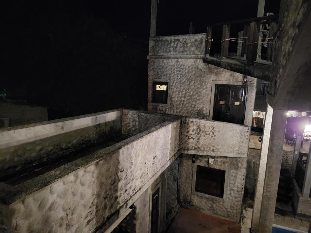 Amapala Hostal Casa De Las Gargolas מראה חיצוני תמונה