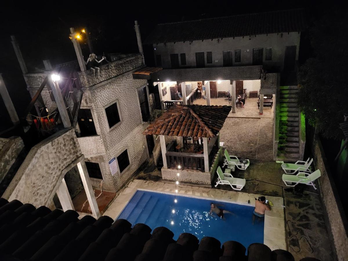Amapala Hostal Casa De Las Gargolas מראה חיצוני תמונה