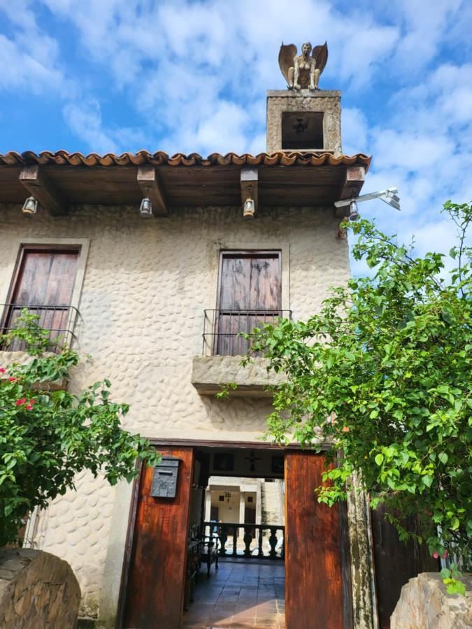 Amapala Hostal Casa De Las Gargolas מראה חיצוני תמונה